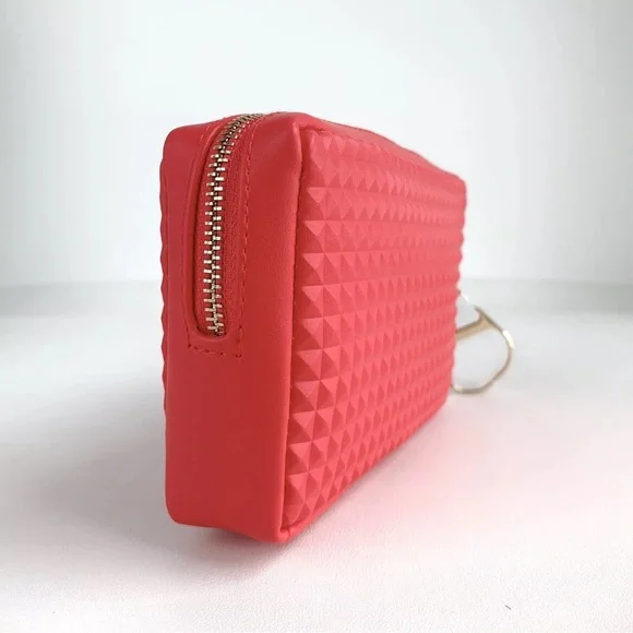 Elegant Pink Quilted Women's Bag - Picture 6 of 8